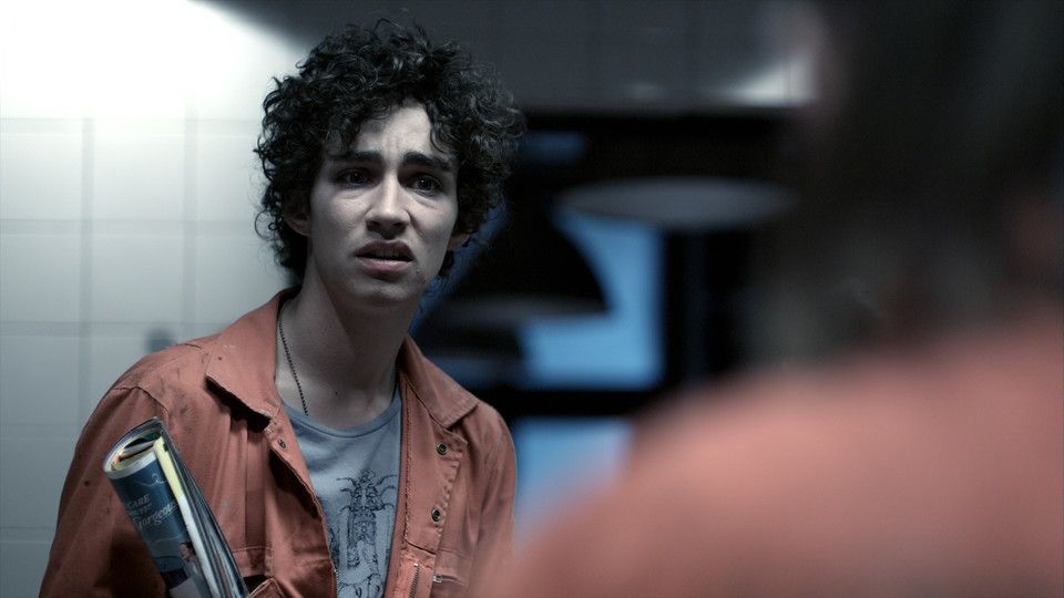 Отбросы 2 сезон 1 серия